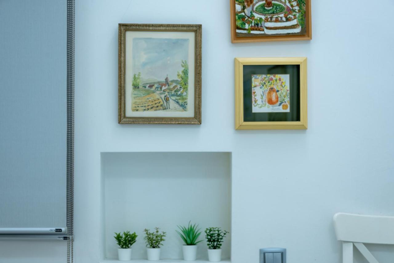 Apartamento En Monumento Historico Nacional Corral Del Conde-Duque De Olivares Sevilla Eksteriør bilde